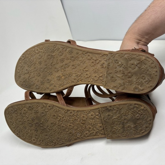 Pop Brown Studded Strappy Sandals - Picture 4 of 6